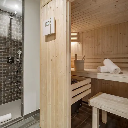 Luxury Penthouse Sauna Views 4br Nebula * קורשבל
